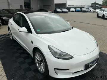 TESLA MODEL 3 LONG RANGE DUAL MOTOR   AMD RYZEN
