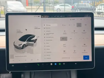 TESLA MODEL 3 LONG RANGE DUAL MOTOR   AMD RYZEN
