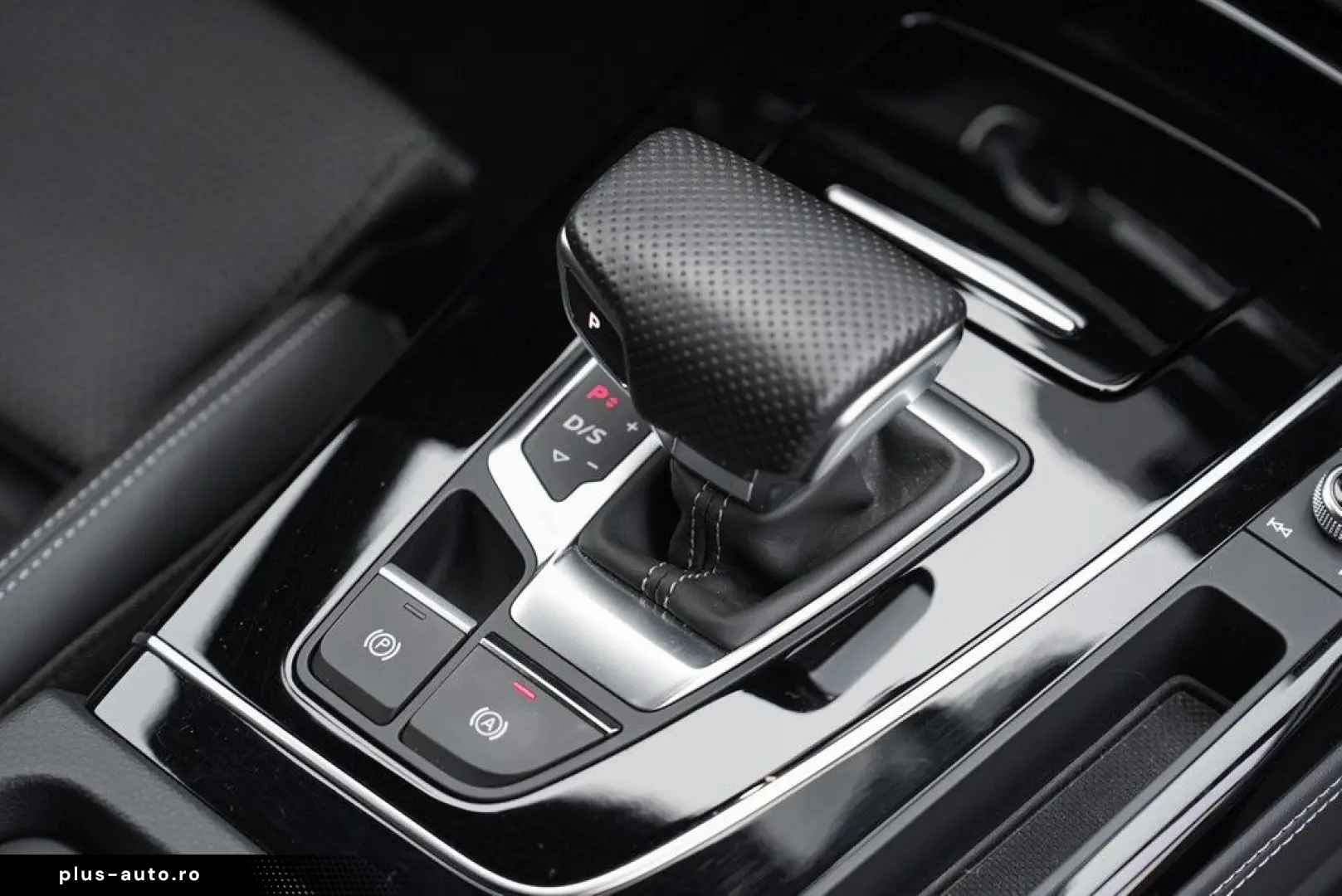 AUDI Q5 55 TFSIe S line Navi Matrix ACC AHK Kamera