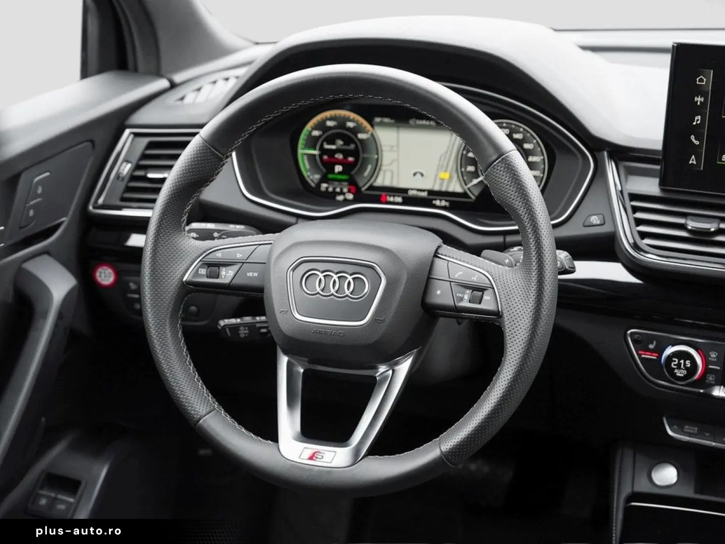 AUDI Q5 55 TFSIe S line Navi Matrix ACC AHK Kamera