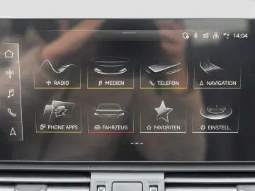 AUDI Q5 55 TFSIe S line Navi Matrix ACC AHK Kamera