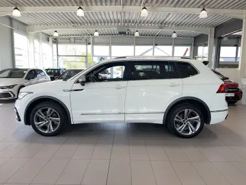 VW Tiguan Allspace 2.0 TDI R-Line 4M StaHz Pano AHK