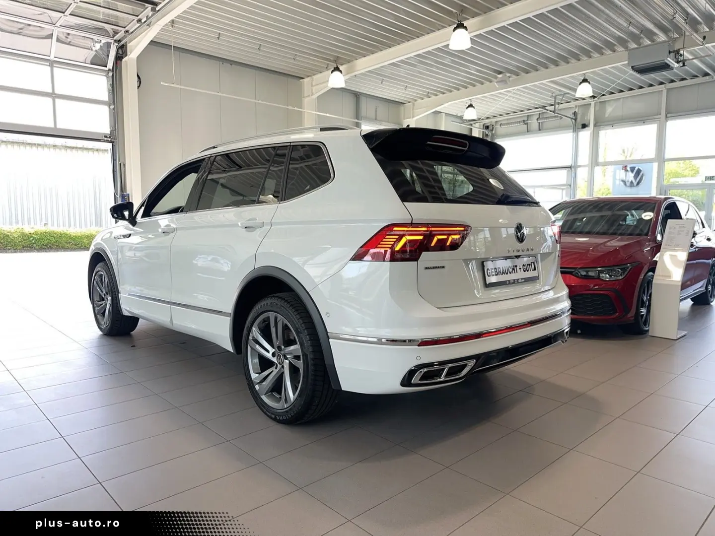 VW Tiguan Allspace 2.0 TDI R-Line 4M StaHz Pano AHK