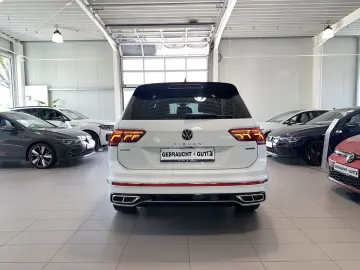 VW Tiguan Allspace 2.0 TDI R-Line 4M StaHz Pano AHK