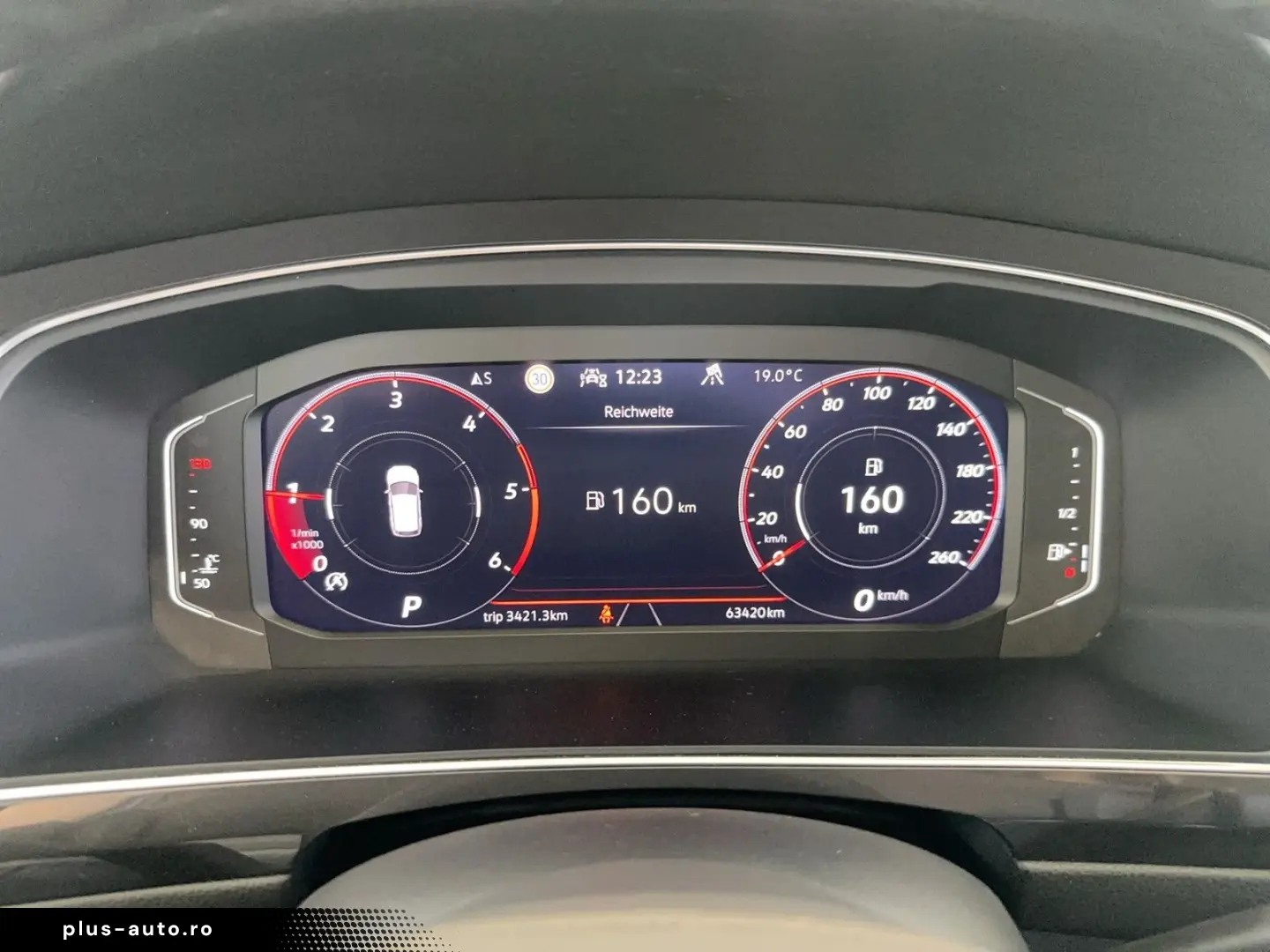 VW Tiguan Allspace 2.0 TDI R-Line 4M StaHz Pano AHK