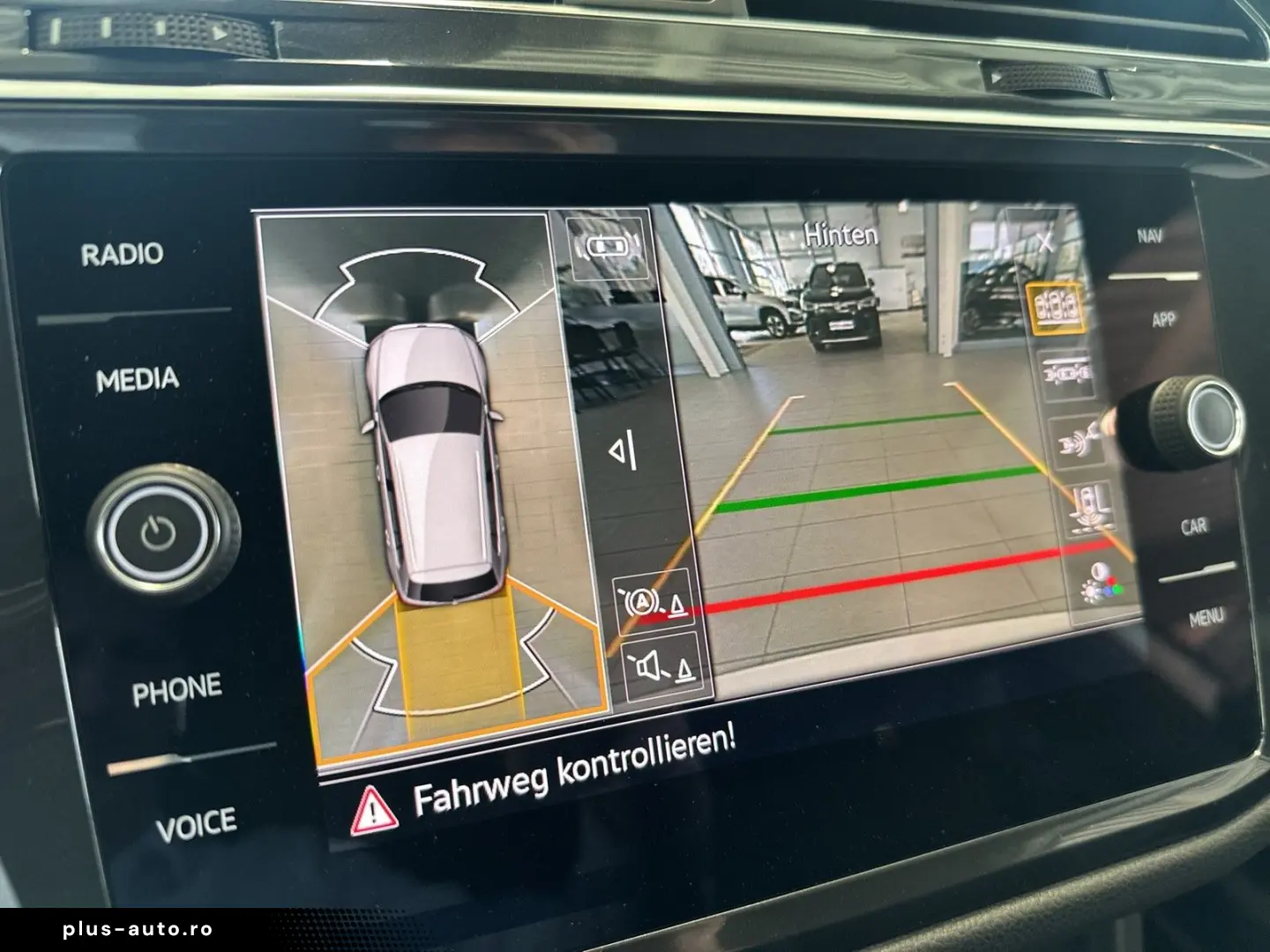 VW Tiguan Allspace 2.0 TDI R-Line 4M StaHz Pano AHK