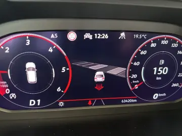 VW Tiguan Allspace 2.0 TDI R-Line 4M StaHz Pano AHK