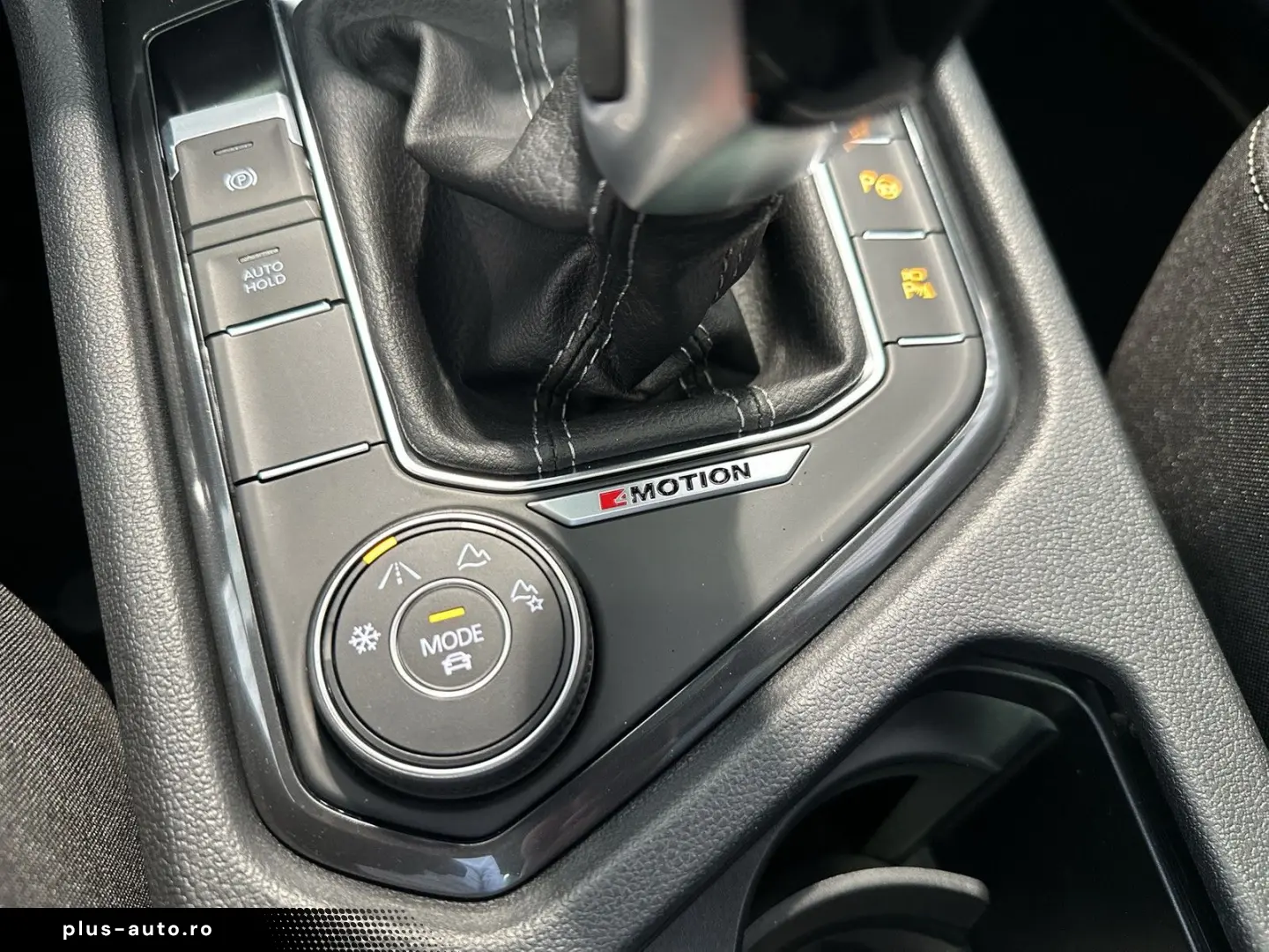 VW Tiguan Allspace 2.0 TDI R-Line 4M StaHz Pano AHK