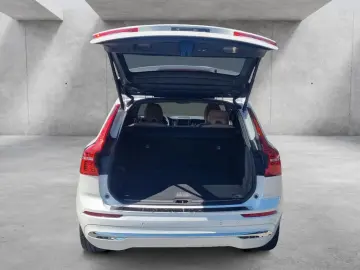 VOLVO XC60 T8 Ultra Bright AWD AKTIVSITZE HGSD STANDHZ