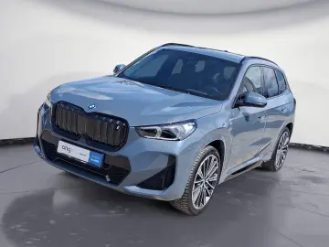BMW iX1 xDrive30 M-Sport  Shadow Navi Pano Aktivsitz