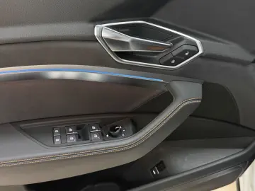 AUDI E-tron Sportback 50 Quattro S-Line BLACK VIRTUAL