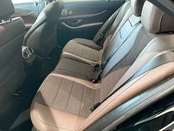 MERCEDES-BENZ E 300 e AVANTGARDE EXCLUSIVE SHD DISTR