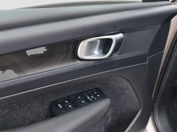 VOLVO XC40  Recharge Pure Electric AWD Navi LED