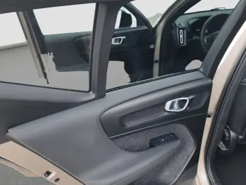 VOLVO XC40  Recharge Pure Electric AWD Navi LED