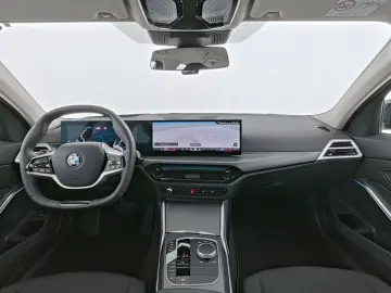 BMW 318i Head-up-Display Kamera SHZ Navi Widscreen