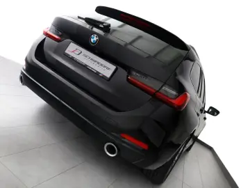 BMW 320d Touring Sportsitz Widscreen ACC RFK 17