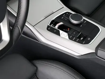 BMW 320d Touring Sportsitz Widscreen ACC RFK 17