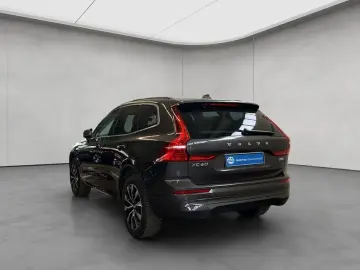 VOLVO XC60 B5 AWD Vollleder PilotAssist BLIS H&K 19&…
