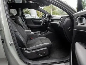 VOLVO C40 Ultimate Recharge