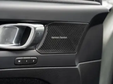 VOLVO C40 Ultimate Recharge