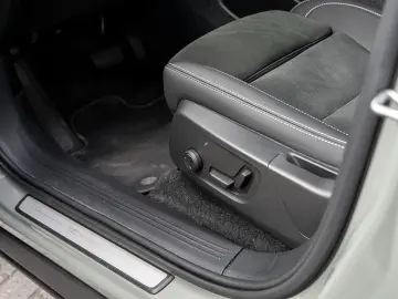 VOLVO C40 Ultimate Recharge