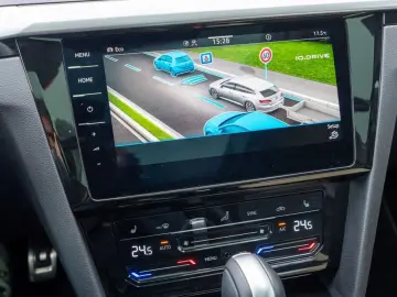 VW Arteon SB 2.0 TDI DSG 4Motion R-Line AHK  ZGV