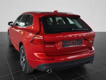 VOLVO XC60  B5 AWD 4x4 Momentum Pro Geartronic