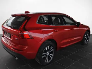 VOLVO XC60  B5 AWD 4x4 Momentum Pro Geartronic