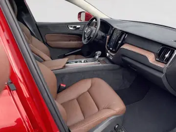 VOLVO XC60  B5 AWD 4x4 Momentum Pro Geartronic