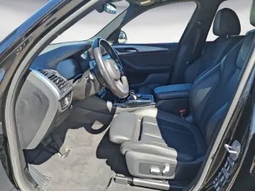 BMW X3 xDrive30d AT  Navi Pano Kam. Memory HiFi Spor