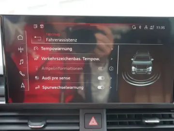 AUDI A4 Avant 45 2.0 TFSI quattro S line LED Panorama