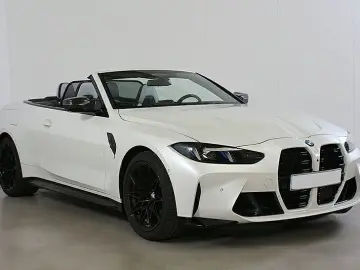 BMW M4 Ultimate Carbon Vmax LCI II Akra Ultmate VOLL