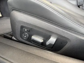 BMW M4 COMPETITION M XDR Memory Sitze Soundsystem Ha
