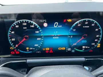 MERCEDES-BENZ GLA 250 e NAVI MBEAM LED DISTR 360  CA…