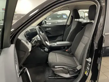 BMW iX1 30 xDrive LED Navi R-Cam CarPlay SHZ Curved