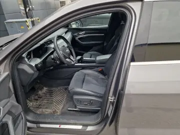 AUDI e-tron 55 quattro S Line 95kWh RFK ACC SHZ Luft