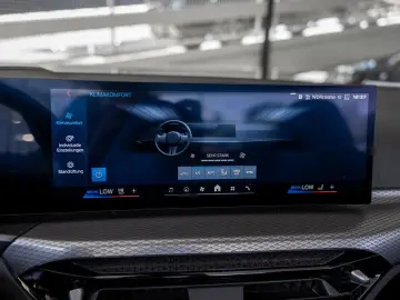 BMW M4 Cabrio xDrive Competition FACEL. HUD 360  ACC