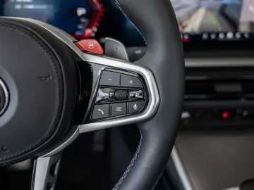BMW M4 Cabrio xDrive Competition FACEL. HUD 360  ACC