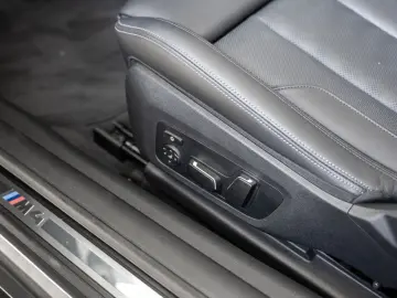 BMW M4 Cabrio xDrive Competition FACEL. HUD 360  ACC