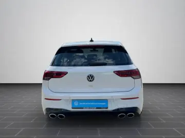 VW Golf VIII R 2.0 TSI DSG 4Motion SHZ NAVI ACC LED