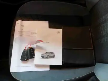 VW Tiguan Allspace   R-Line ACC   Navi   LED   Pano