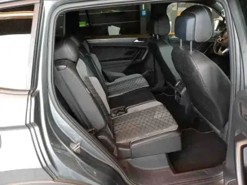 VW Tiguan Allspace   R-Line ACC   Navi   LED   Pano