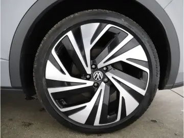 VW ID.4 GTX