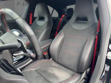 MERCEDES-BENZ Mercedes-AMG CLA35 4M Coupé HUD 360 LE…
