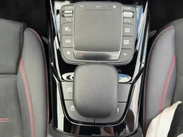 MERCEDES-BENZ Mercedes-AMG CLA35 4M Coupé HUD 360 LE…