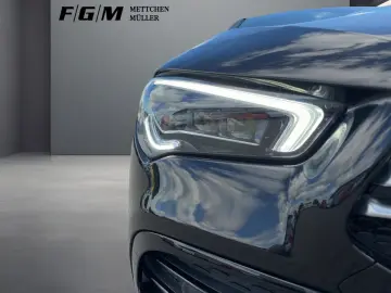 MERCEDES-BENZ Mercedes-AMG CLA35 4M Coupé HUD 360 LE…