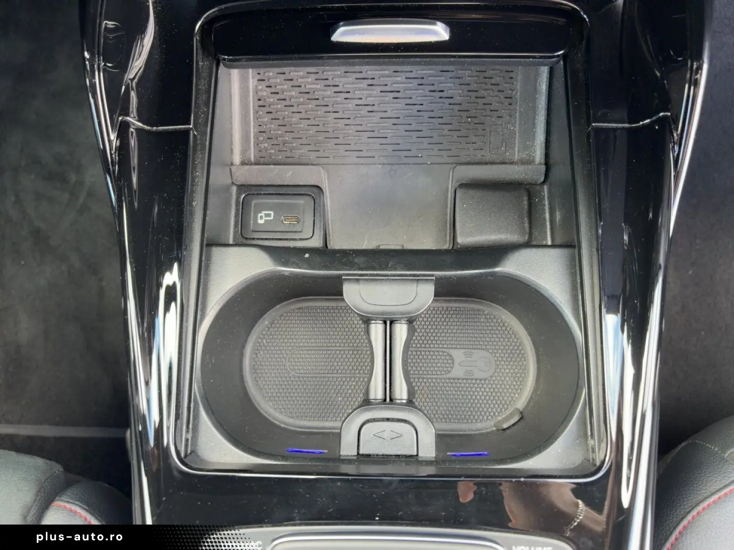 MERCEDES-BENZ Mercedes-AMG CLA35 4M Coupé HUD 360 LE&hellip;