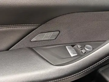 BMW M4 Competition M xDrive Coupé HK HiFi DAB GSD
