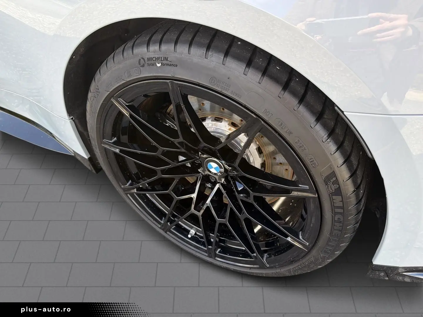 BMW M4 Competition Cabrio xDrive Laser Carbon H K