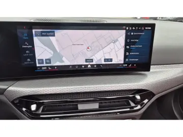 BMW M4 Cabrio xDrive Competition ACC HUD HK MEM